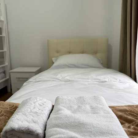 Kevin Hostel Tirana