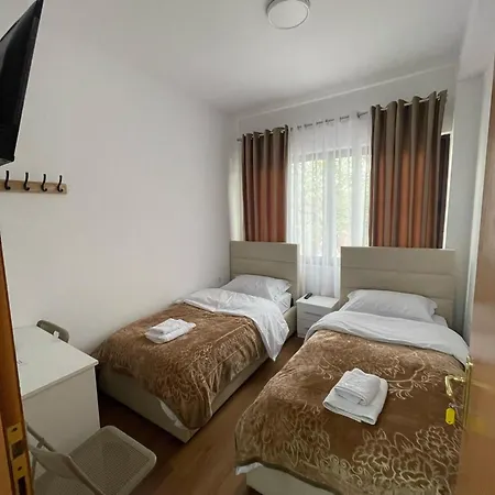 Hostel Kevin Tirana